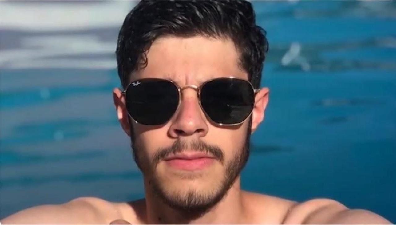 MAIS UM FILHO DE PREFEITO RECEBEU AUXÍLIO EMERGENCIAL MAIS UM FILHO DE PREFEITO RECEBEU AUXÍLIO EMERGENCIAL