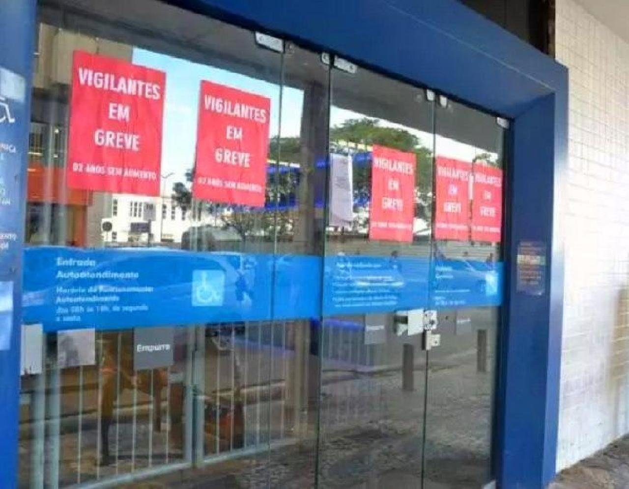 APÓS LIMINAR SINDICATO INDICA QUE PARTE DOS VIGILANTES VOLTARÁ AO TRABALHO APÓS LIMINAR SINDICATO INDICA QUE PARTE DOS VIGILANTES VOLTARÁ AO TRABALHO