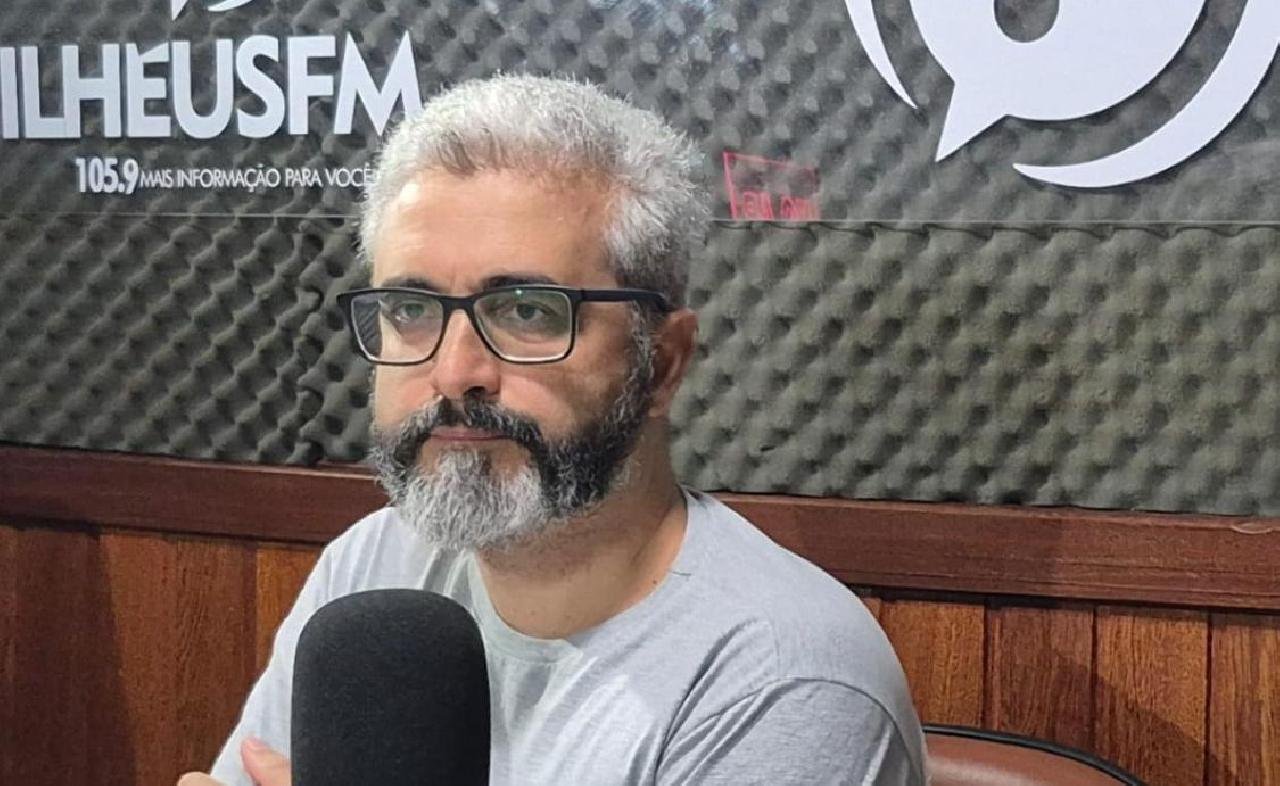 “A PEÇA, DE CERTA FORMA, FAZ A GENTE REDIMENSIONAR A IDEIA DE DESAPARECIMENTO”, DIZ DIRETOR CAIO RODRIGO SOBRE O ESPETÁCULO [SEM] DRAMA