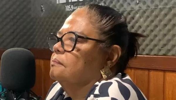 “DEVE, SIM”: SONILDA MELO REBATE SESAB E CONFIRMA QUE ESTADO DEVE QUASE R$ 7 MILHÕES À SAÚDE DE ILHÉUS
