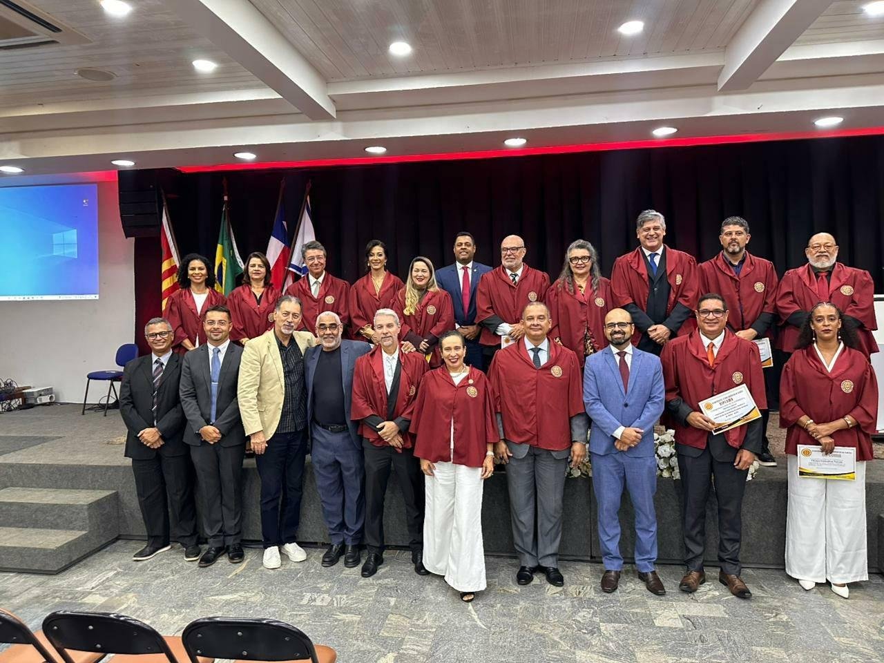 ACADEMIA DE LETRAS JURÍDICAS DE ILHÉUS EMPOSSA NOVOS MEMBROS E DESTACA VALORIZAÇÃO DA MEMÓRIA E CULTURA JURÍDICA REGIONAL