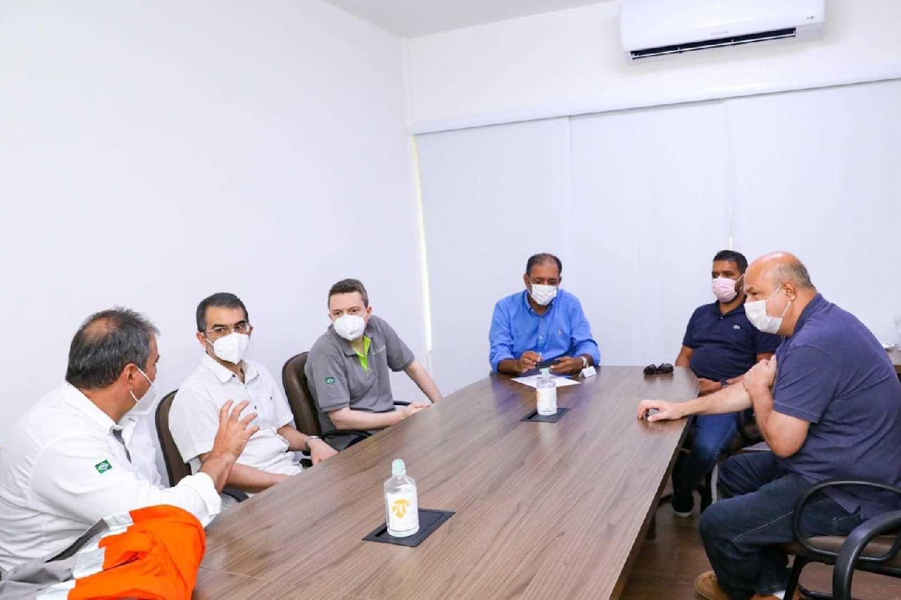 PREFEITO MÁRIO ALEXANDRE RECEPCIONA DIRETORIA DO GRUPO ERG E DISCUTE AVANÇOS DAS OBRAS DO PORTO SUL  PREFEITO MÁRIO ALEXANDRE RECEPCIONA DIRETORIA DO GRUPO ERG E DISCUTE AVANÇOS DAS OBRAS DO PORTO SUL