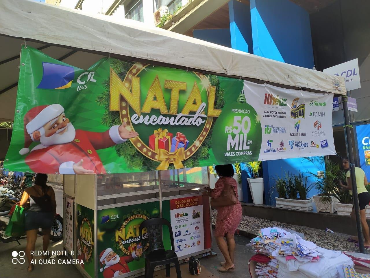 CONTEMPLADOS NO 1° SORTEIO DO "NATAL ENCANTADO" PODEM RETIRAR O VALE COMPRAS A PARTIR DESTA 3° FEIRA NA CDL DE ILHÉUS CONTEMPLADOS NO 1° SORTEIO DO "NATAL ENCANTADO" PODEM RETIRAR O VALE COMPRAS A PARTIR DESTA 3° FEIRA NA CDL DE ILHÉUS
