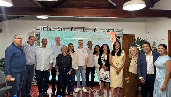 NOVA DIRETORIA DA CÂMARA TÉCNICA DE TURISMO DA COSTA DO CACAU É EMPOSSADA