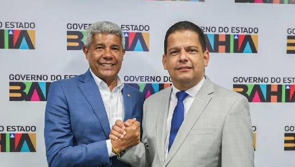 “O POVO DE SENHOR DO BONFIM SABERÁ RECONHECER”, DIZ PREFEITO LAÉRCIO JR. (UNIÃO) EM GESTO DE APROXIMAÇÃO COM JERÔNIMO (PT)
