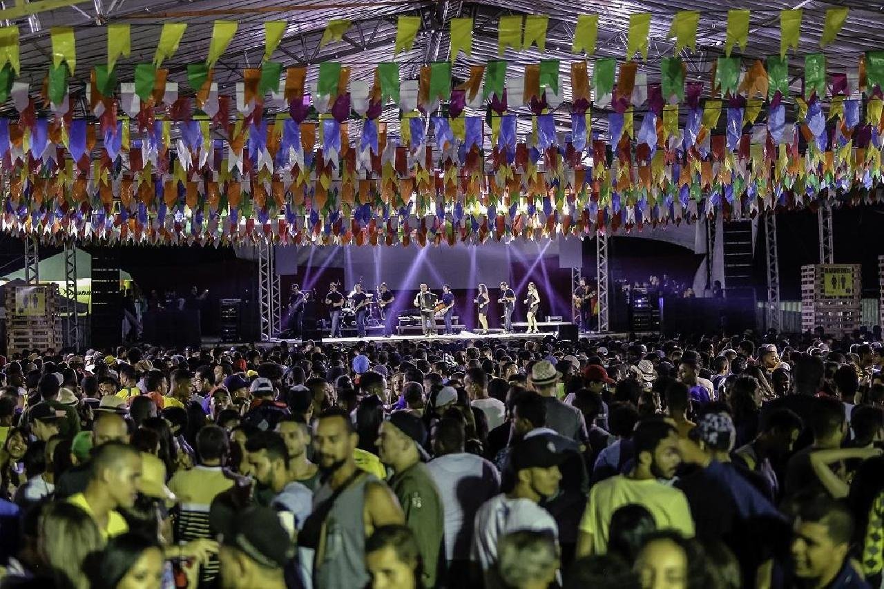 VIVA ILHÉUS ENTRA PARA O CALENDÁRIO DE FESTAS JUNINAS DA BAHIA VIVA ILHÉUS ENTRA PARA O CALENDÁRIO DE FESTAS JUNINAS DA BAHIA
