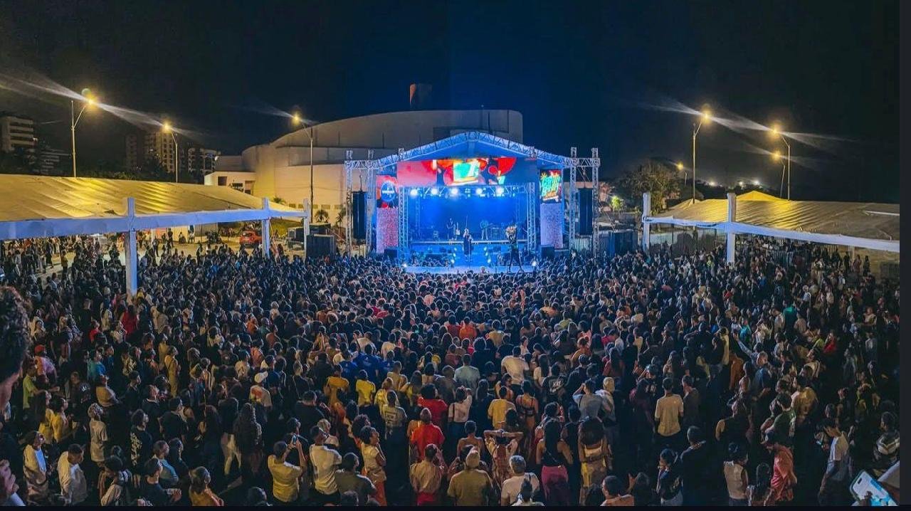 SUCESSO DE PÚBLICO: CANTA BAHIA CHEGA A ILHÉUS EM GRANDE ESTILO