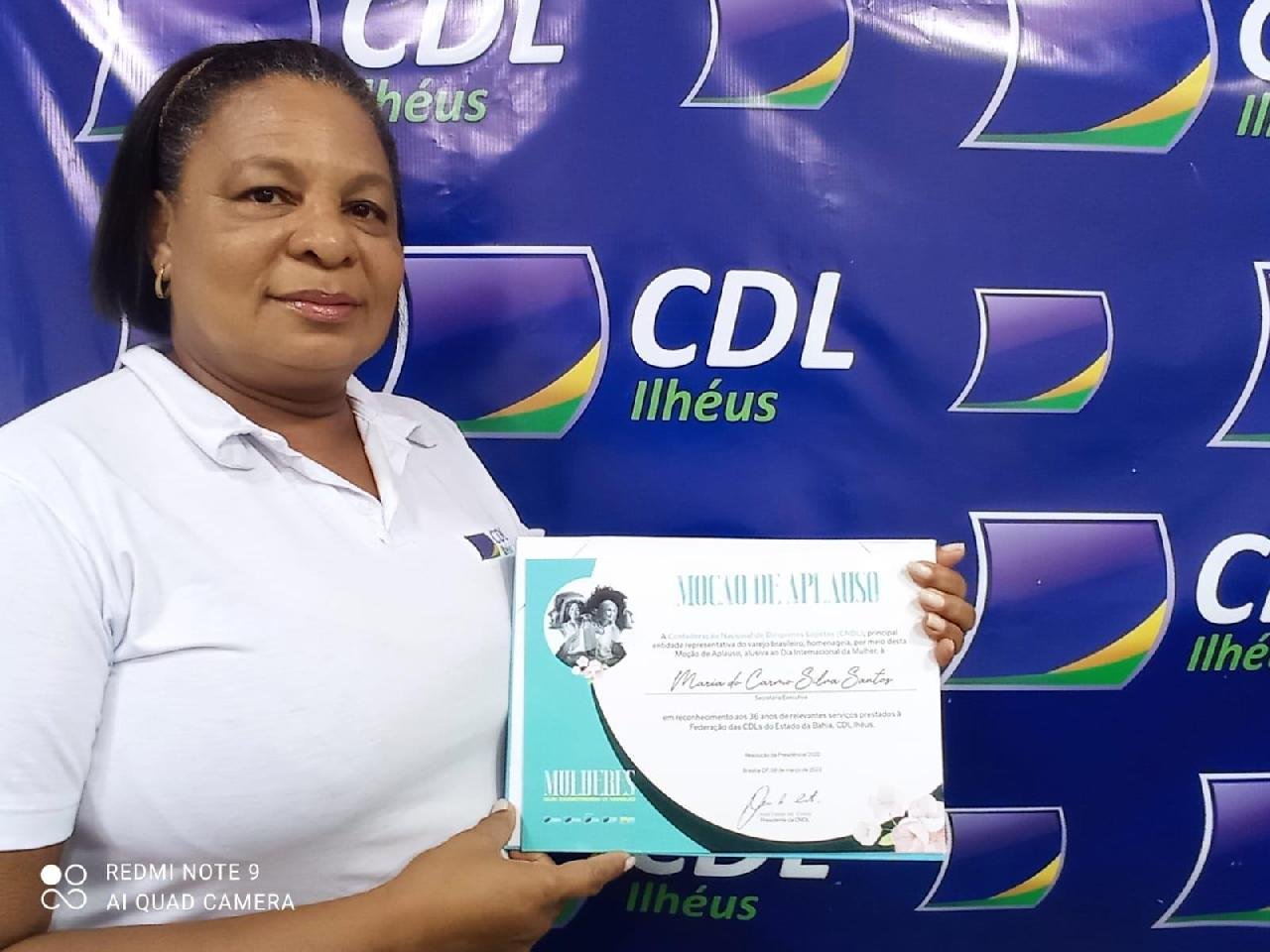 CONFEDERAÇÃO NACIONAL HOMENAGEIA COLABORADORAS DA CDL DE ILHÉUS NO DIA INTERNACIONAL DA MULHER 
