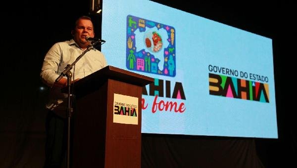 GOVERNADOR EM EXERCÍCIO APRESENTA PROGRAMA BAHIA SEM FOME EM ITABUNA