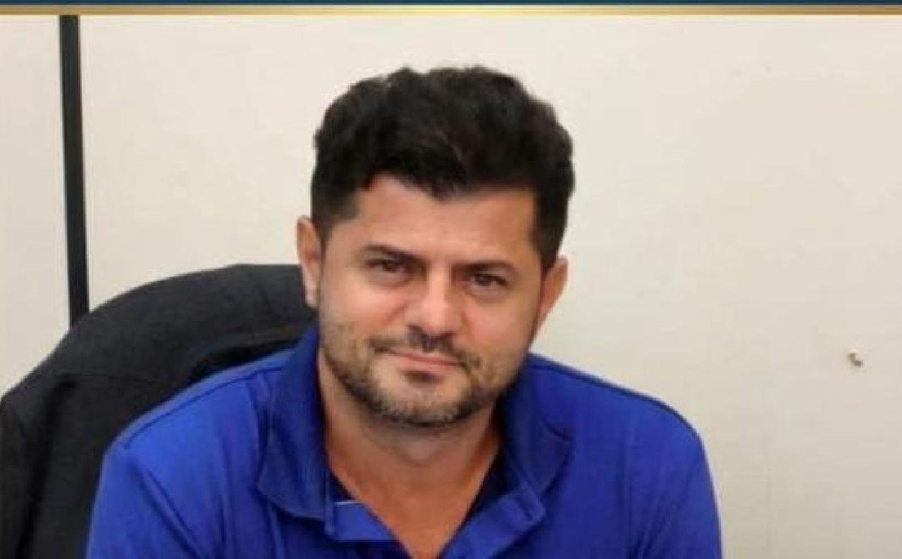 ANTONIO BALBINO LANÇA "AOS OLHOS DA RAZÃO" NESTA TERÇA-FEIRA (09), NA UESC