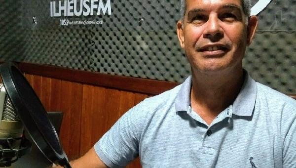PROFESSOR DE TÊNIS BEACH CONTA OS BENEFÍCIOS DO ESPORTE