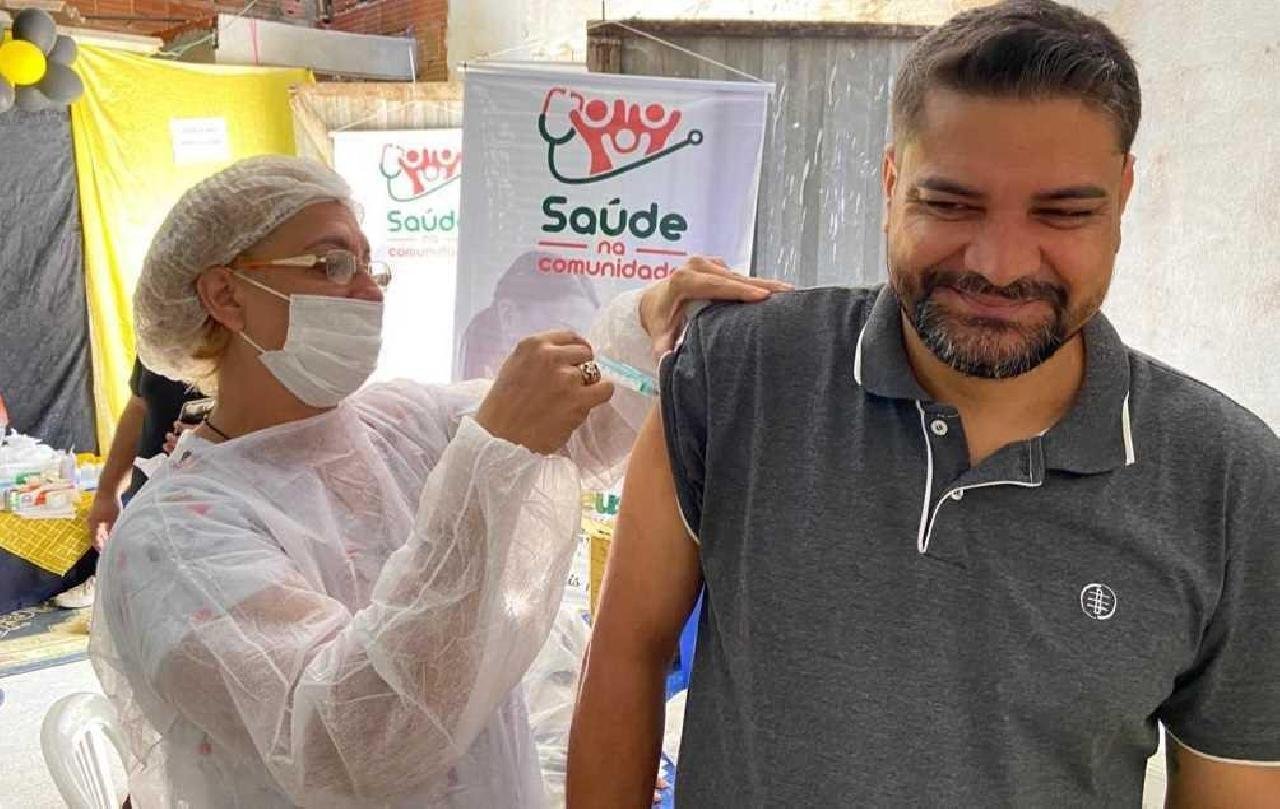ILHÉUS JÁ VACINOU CERCA DE 140 MIL PESSOAS COM AS DUAS DOSES CONTRA A COVID-19 ILHÉUS JÁ VACINOU CERCA DE 140 MIL PESSOAS COM AS DUAS DOSES CONTRA A COVID-19