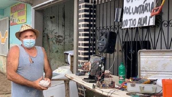  SOLIDARIEDADE: OFICINA VOLUNTÁRIA É CRIADA PARA AJUDAR PESSOAS ATINGIDAS PELAS CHUVAS EM CIDADE DA BAHIA