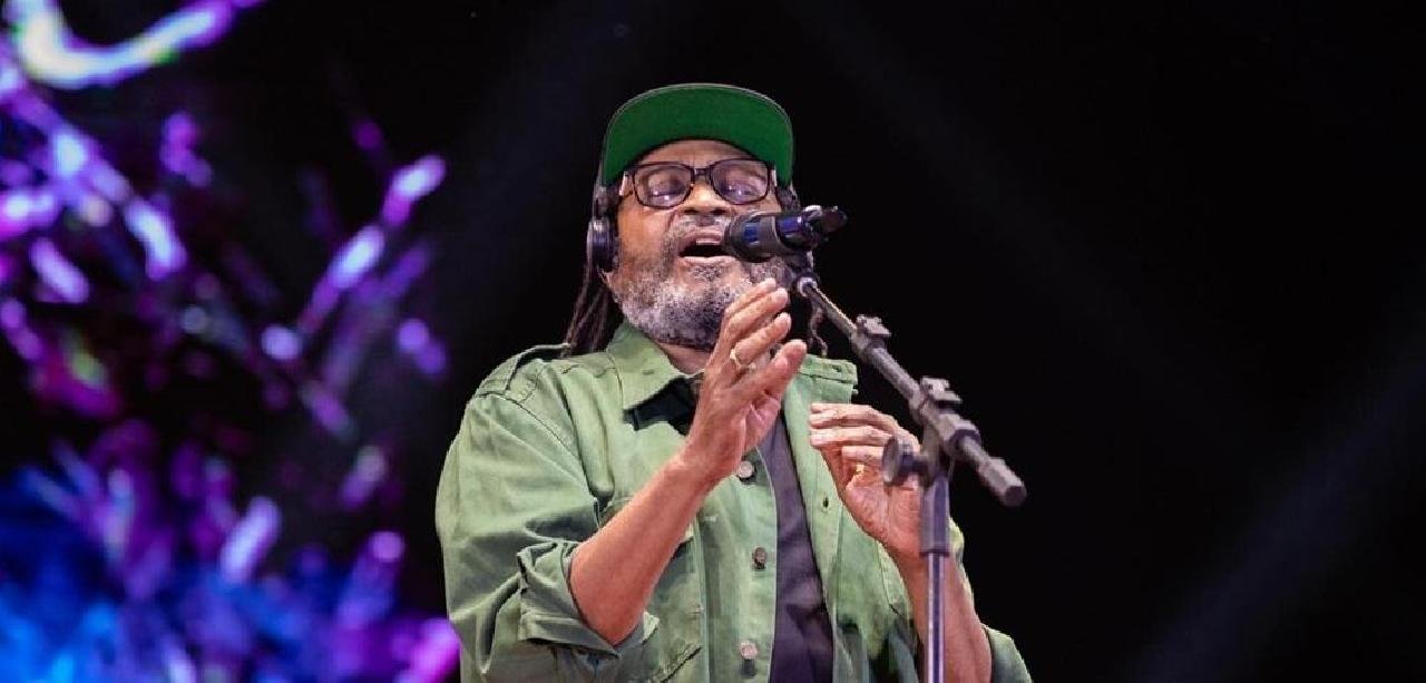 EDSON GOMES É INTERNADO EM UTI APÓS PASSAR MAL DEPOIS DE SHOW EM SALVADOR