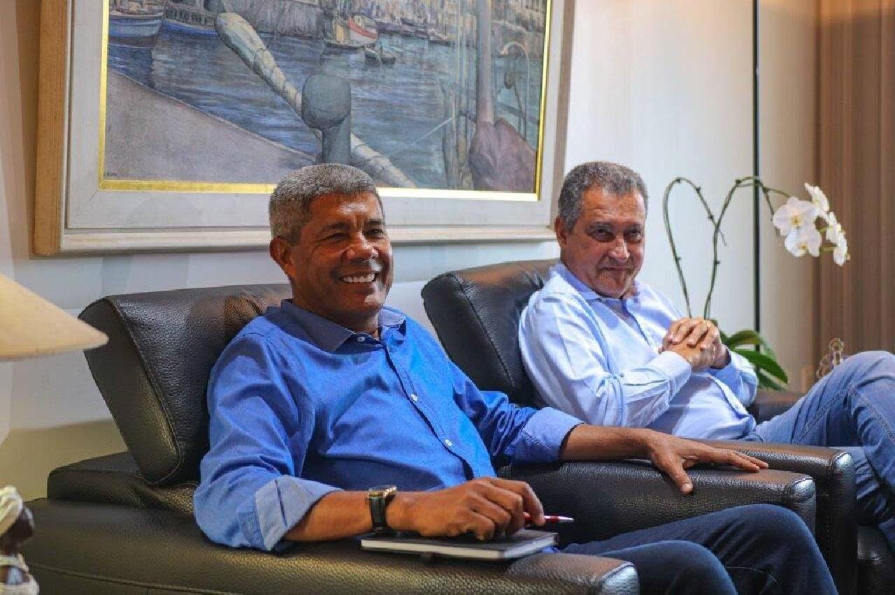 GOVERNADOR JERÔNIMO E MINISTRO DA INTEGRAÇÃO AUTORIZAM CONSTRUÇÃO DE MORADIAS EM ITABUNA, NA SEGUNDA (24) GOVERNADOR JERÔNIMO E MINISTRO DA INTEGRAÇÃO AUTORIZAM CONSTRUÇÃO DE MORADIAS EM ITABUNA, NA SEGUNDA (24)
