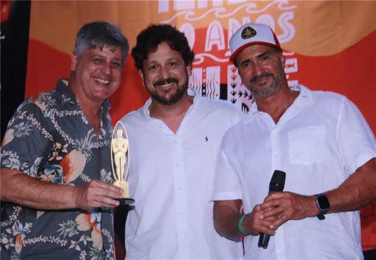 OSCAR DO SURF MARCA COMEMORAÇÕES DOS 50 ANOS DA MODALIDADE EM ILHÉUS OSCAR DO SURF MARCA COMEMORAÇÕES DOS 50 ANOS DA MODALIDADE EM ILHÉUS