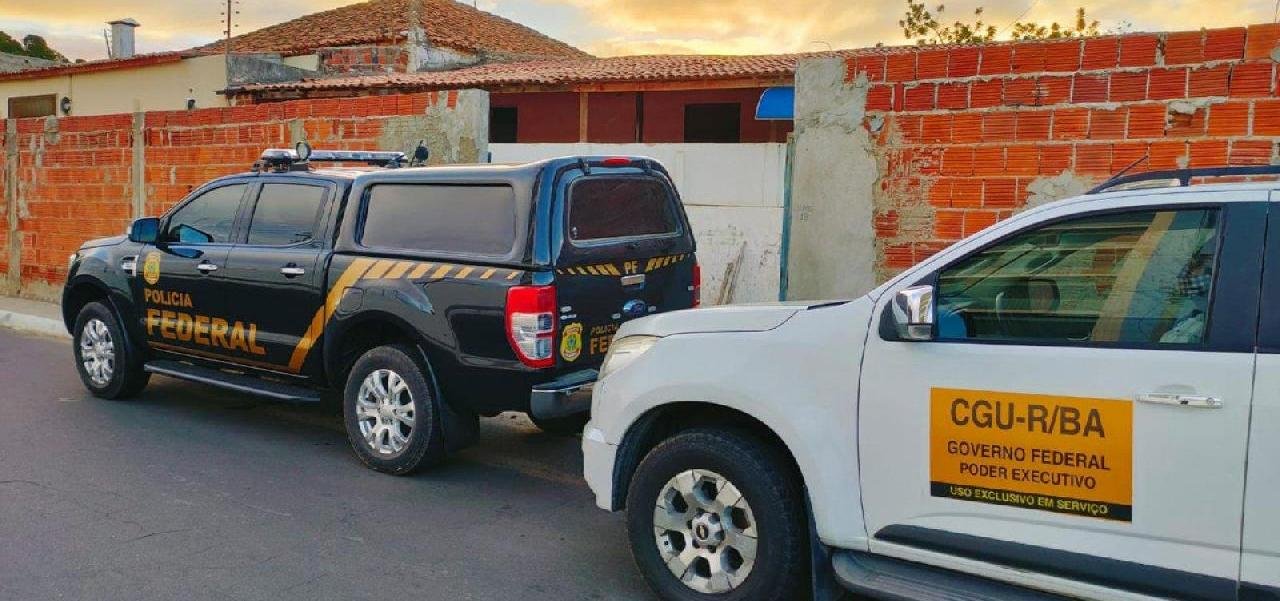 OPERAÇÃO DA PF INVESTIGA FRAUDE MILIONÁRIA NA COMPRA DE MÁSCARAS E TESTES RÁPIDOS NA BAHIA OPERAÇÃO DA PF INVESTIGA FRAUDE MILIONÁRIA NA COMPRA DE MÁSCARAS E TESTES RÁPIDOS NA BAHIA