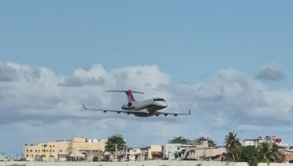 AVIÃO DA FAB SOBREVOA AEROPORTO DE ILHÉUS E LEVANTA EXPECTATIVA SOBRE TESTES COM SISTEMA DE GPS