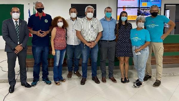 REPRESENTANTES DE INSTITUIÇÕES DEBATEM SOBRE OCUPAÇÃO DA AVENIDA SOARES LOPES EM ILHÉUS