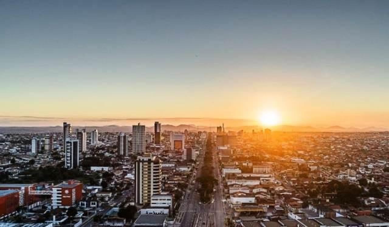 NÚMERO DE DEPUTADOS E SENADORES NA ELEIÇÃO MUNICIPAL É O MENOR EM TRÊS DÉCADAS NÚMERO DE DEPUTADOS E SENADORES NA ELEIÇÃO MUNICIPAL É O MENOR EM TRÊS DÉCADAS