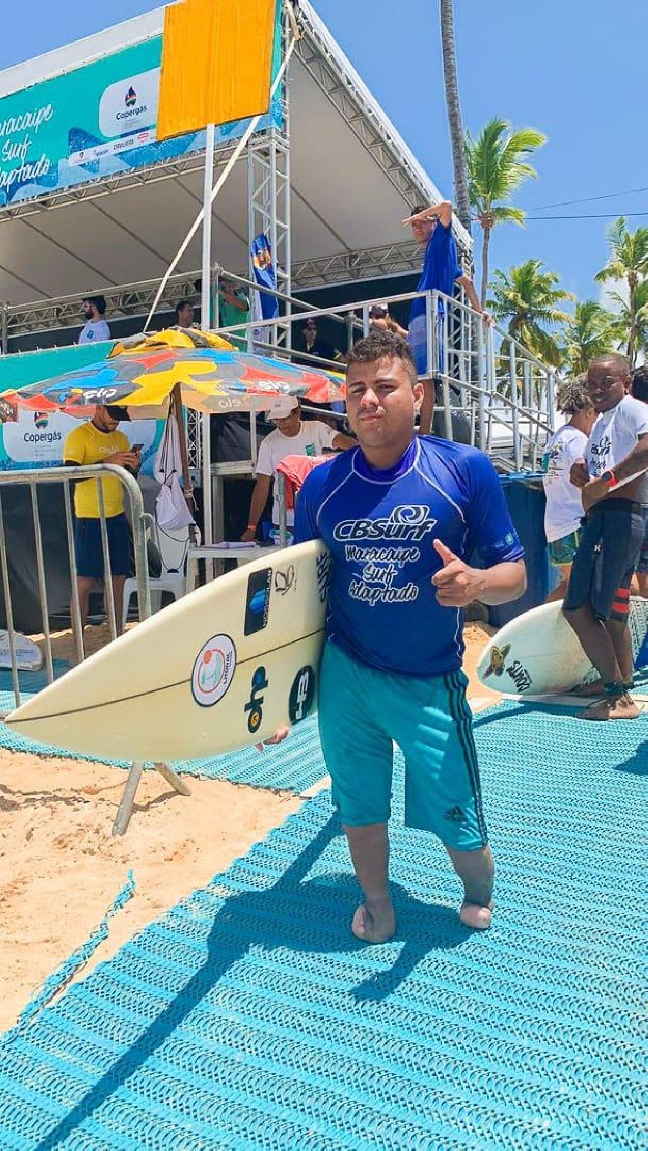 ATLETA ILHEENSE DO SURF ADAPTADOS CONQUISTA 3° LUGAR NO CAMPEONATO BRASILEIRO PERNAMBUCANO ATLETA ILHEENSE DO SURF ADAPTADOS CONQUISTA 3° LUGAR NO CAMPEONATO BRASILEIRO PERNAMBUCANO