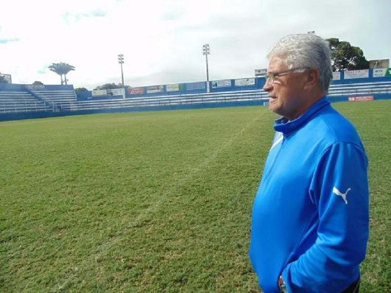 MARTELO BATIDO: PAULO HENRIQUE É O NOVO TÉCNICO DO COLO-COLO 