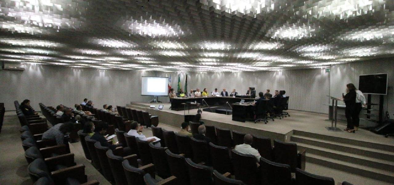 SSP-BA SUGERE AO TRE LIMITAR A CIRCULAÇÃO DE ARMAS NO DIA DA VOTAÇÃO EM OUTUBRO SSP-BA SUGERE AO TRE LIMITAR A CIRCULAÇÃO DE ARMAS NO DIA DA VOTAÇÃO EM OUTUBRO