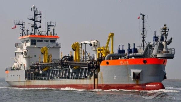 REPORTAGEM NO TABULEIRO PRESSIONA E CODEBA INICIA DRAGAGEM NO PORTO DE ILHÉUS