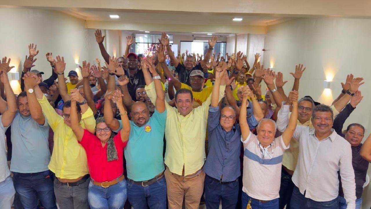 LEI QUE AUMENTA TICKET DE SERVIDORES DA PREFEITURA PARA R$630,00 É SANCIONADA EM ILHÉUS LEI QUE AUMENTA TICKET DE SERVIDORES DA PREFEITURA PARA R$630,00 É SANCIONADA EM ILHÉUS