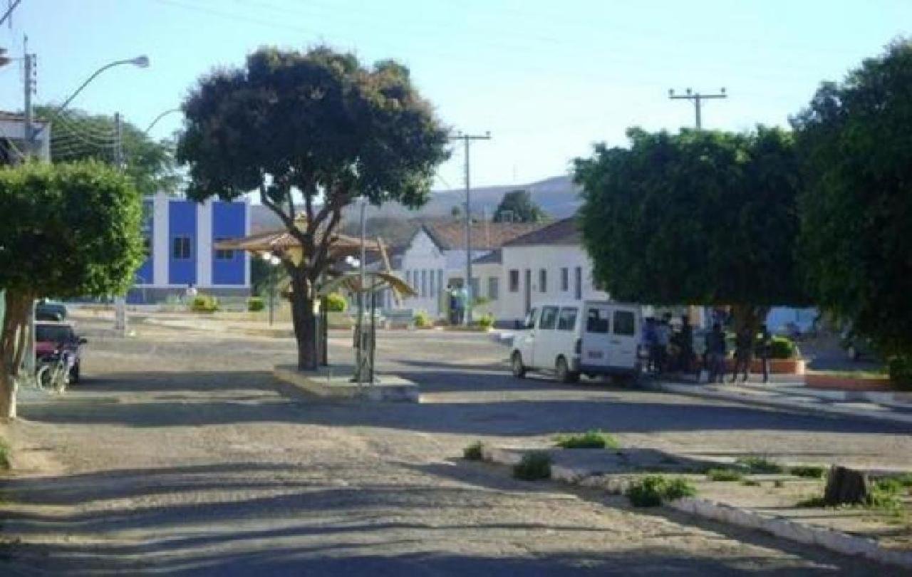 OITO MUNICÍPIOS BAIANOS NÃO REGISTRAM CASOS CONFIRMADOS DE COVID-19 OITO MUNICÍPIOS BAIANOS NÃO REGISTRAM CASOS CONFIRMADOS DE COVID-19