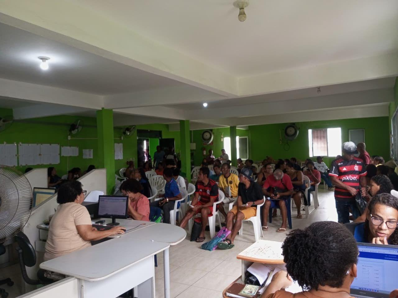 MUTIRÃO ATUALIZA CADASTRO DE PESCADORES E MARISQUEIRAS EM ILHÉUS