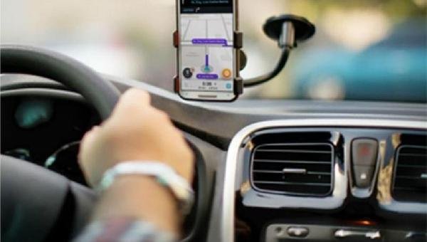 MOTORISTAS POR APLICATIVO PROTESTAM CONTRA PL 152 E DENUNCIAM AMEAÇA À RENDA E AUMENTO DE ENCARGOS