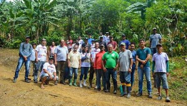 PREFEITURA DE UNA REALIZA CURSO DE PODA DE CACAU PARA PRODUTORES RURAIS