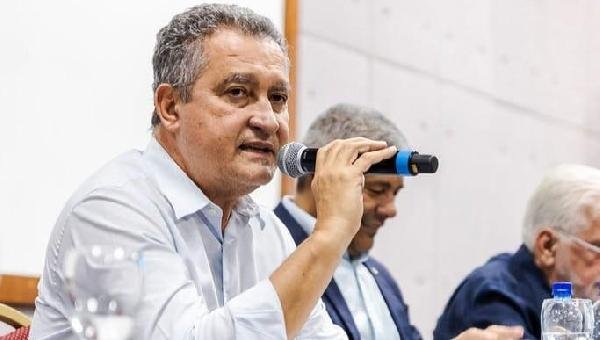 RUI COSTA DEFENDE SENADO ALINHADO COM LULA E CRITICA ARTICULAÇÃO DA FAMÍLIA BOLSONARO CONTRA O BRASIL