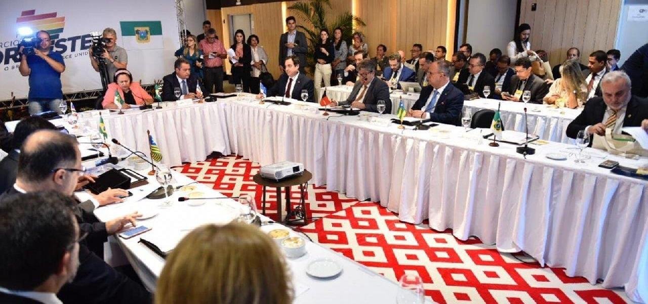 EM NOVA CARTA, GOVERNADORES DO NE DIZEM BUSCAR ALTERNATIVAS PARA REDUÇÃO DA PRESENÇA DA PETROBRAS EM NOVA CARTA, GOVERNADORES DO NE DIZEM BUSCAR ALTERNATIVAS PARA REDUÇÃO DA PRESENÇA DA PETROBRAS