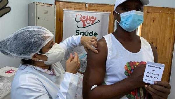 VACINAÇÃO EM ILHÉUS: 133 MIL PESSOAS ESTÃO IMUNIZADAS COM AS DUAS DOSES CONTRA A COVID-19