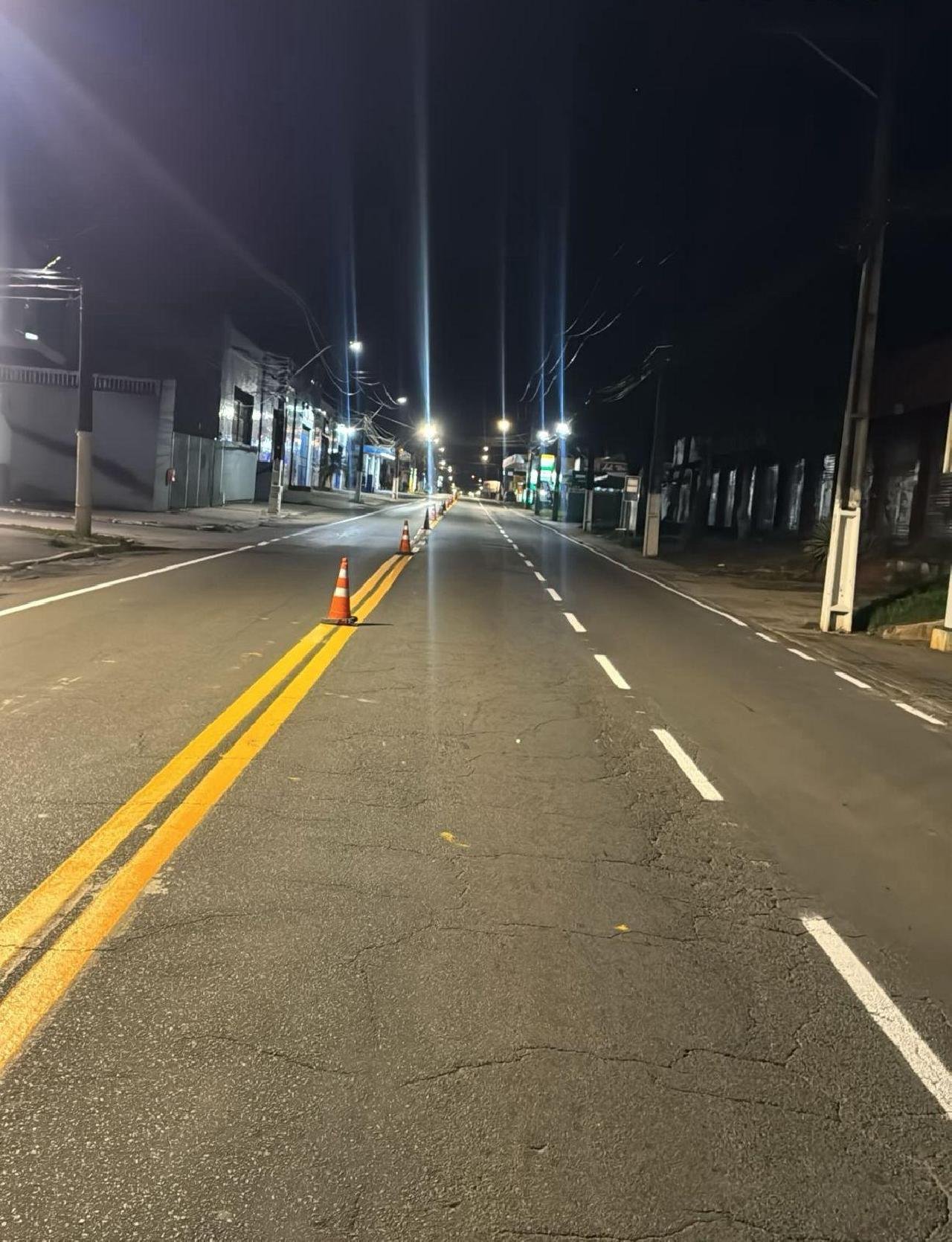 AVENIDA ITABUNA GANHA DUAS FAIXAS DE CIRCULAÇÃO NO SENTIDO CENTRO, EM ILHÉUS
