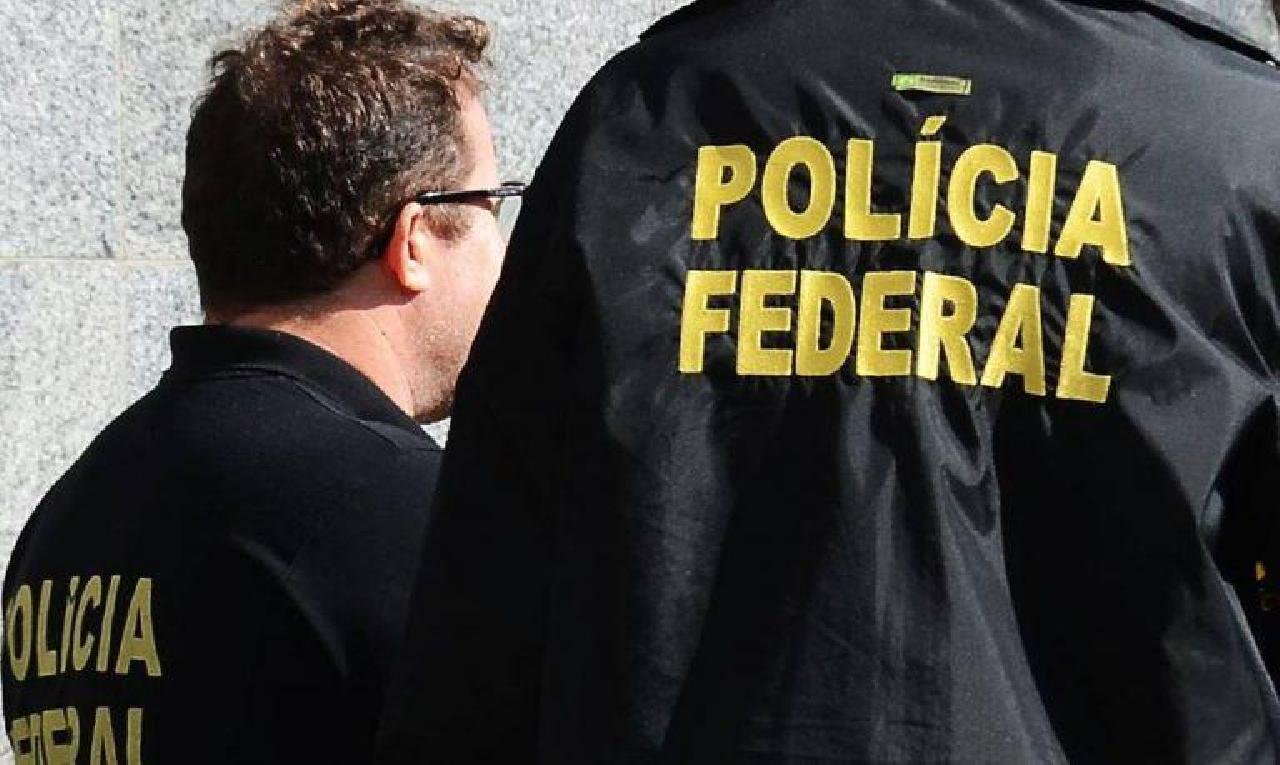 OPERAÇÃO DA PF CONTRA DESVIOS DE RECURSOS PÚBLICOS E FRAUDES DA SAÚDE CUMPRE 18 MANDADOS NA BAHIA OPERAÇÃO DA PF CONTRA DESVIOS DE RECURSOS PÚBLICOS E FRAUDES DA SAÚDE CUMPRE 18 MANDADOS NA BAHIA