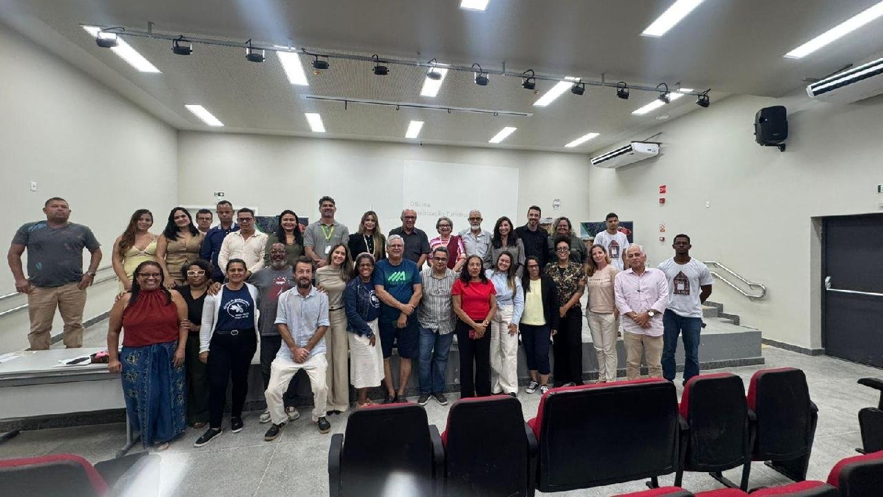 ILHÉUS DISCUTE FORTALECIMENTO DE ROTEIROS TURÍSTICOS, COM ZONA NORTE COMO DESTINO DE EXPERIÊNCIAS SUSTENTÁVEIS ILHÉUS DISCUTE FORTALECIMENTO DE ROTEIROS TURÍSTICOS, COM ZONA NORTE COMO DESTINO DE EXPERIÊNCIAS SUSTENTÁVEIS