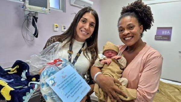 CÂMARA MUNICIPAL DE ILHÉUS APROVA MOÇÃO DE APLAUSOS À RENATA LORDELO, DIRETORA DO HOSPITAL MATERNO INFANTIL