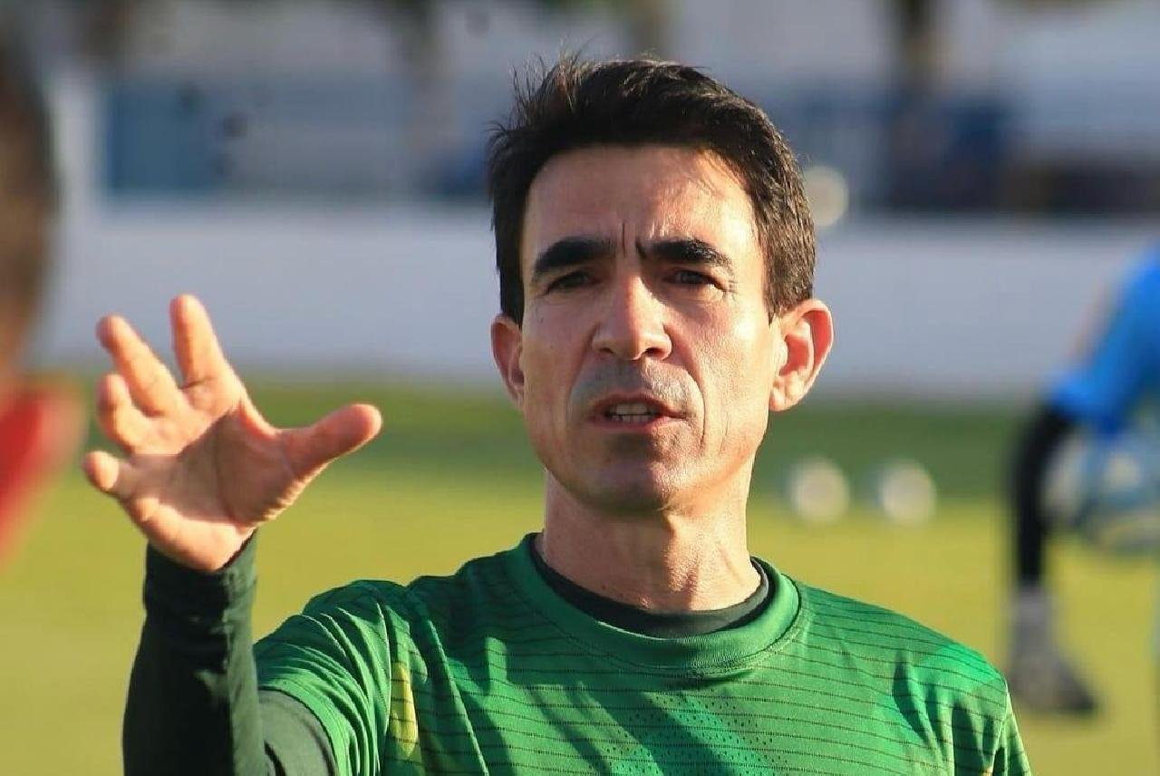 COLO COLO: O RETORNO À ELITE E A CHEGADA DE ALYSON DANTAS COMO NOVO TÉCNICO COLO COLO: O RETORNO À ELITE E A CHEGADA DE ALYSON DANTAS COMO NOVO TÉCNICO