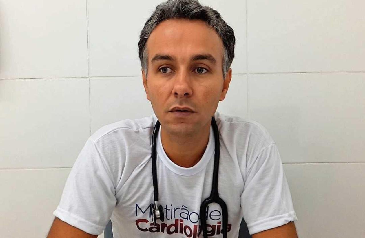 “ A ORIENTAÇÃO É ATENDER À TODOS NA CENTRAL COVID”, AFIRMA COORDENADOR. “ A ORIENTAÇÃO É ATENDER À TODOS NA CENTRAL COVID”, AFIRMA COORDENADOR.