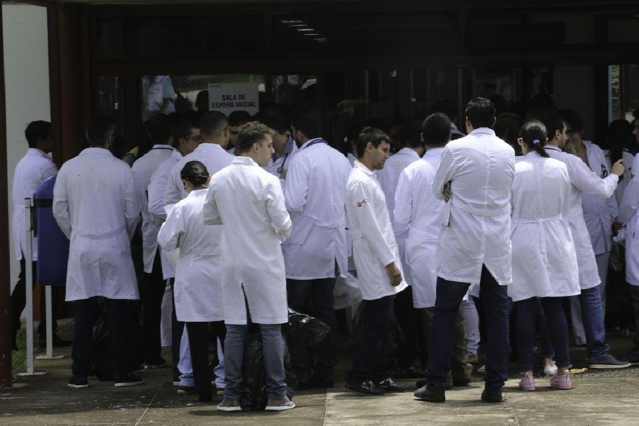 MAIS MÉDICOS: PUBLICADOS NOMES E LOCAIS DE TRABALHO MAIS MÉDICOS: PUBLICADOS NOMES E LOCAIS DE TRABALHO