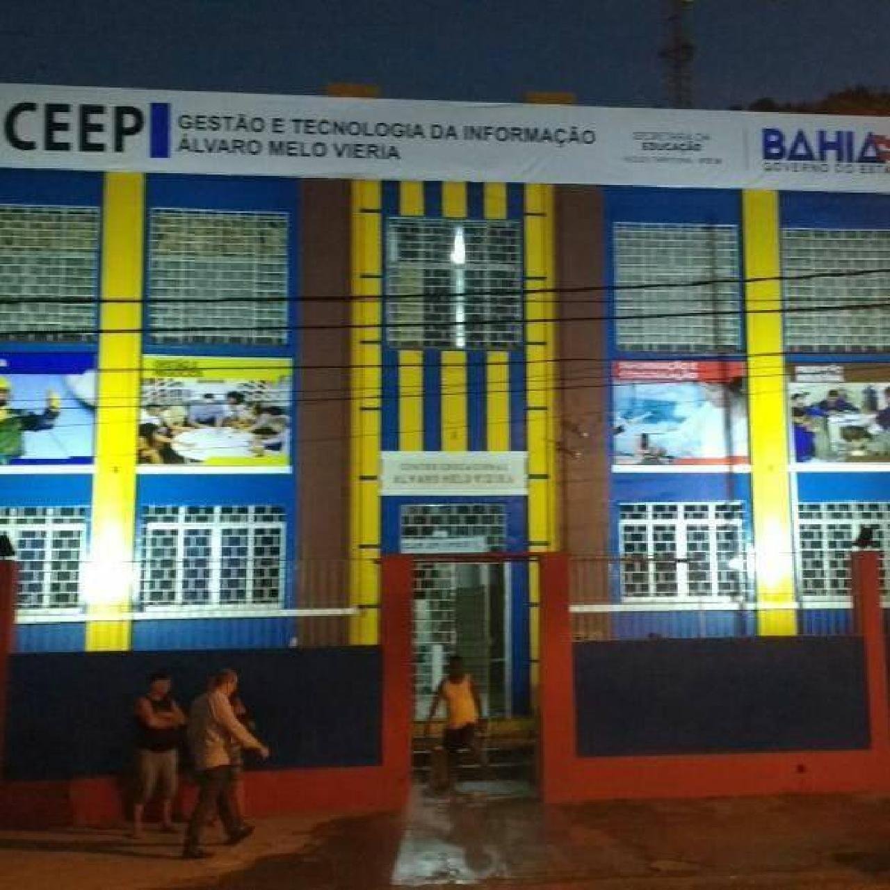 É FAKE! "CEEP AMEV NÃO VAI FECHAR", GARANTE DIRETORA. É FAKE! "CEEP AMEV NÃO VAI FECHAR", GARANTE DIRETORA.
