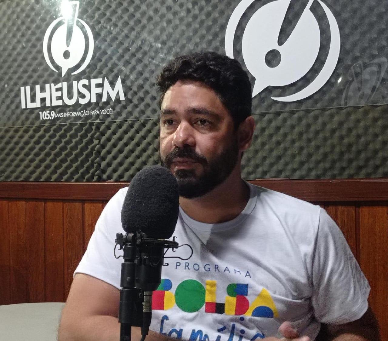 BOLSA FAMÍLIA COMPLETA HOJE 20 ANOS DE EXISTÊNCIA: PROGRAMA INJETA R$18 MILHÕES POR MÊS NA ECONOMIA ILHEENSE BOLSA FAMÍLIA COMPLETA HOJE 20 ANOS DE EXISTÊNCIA: PROGRAMA INJETA R$18 MILHÕES POR MÊS NA ECONOMIA ILHEENSE