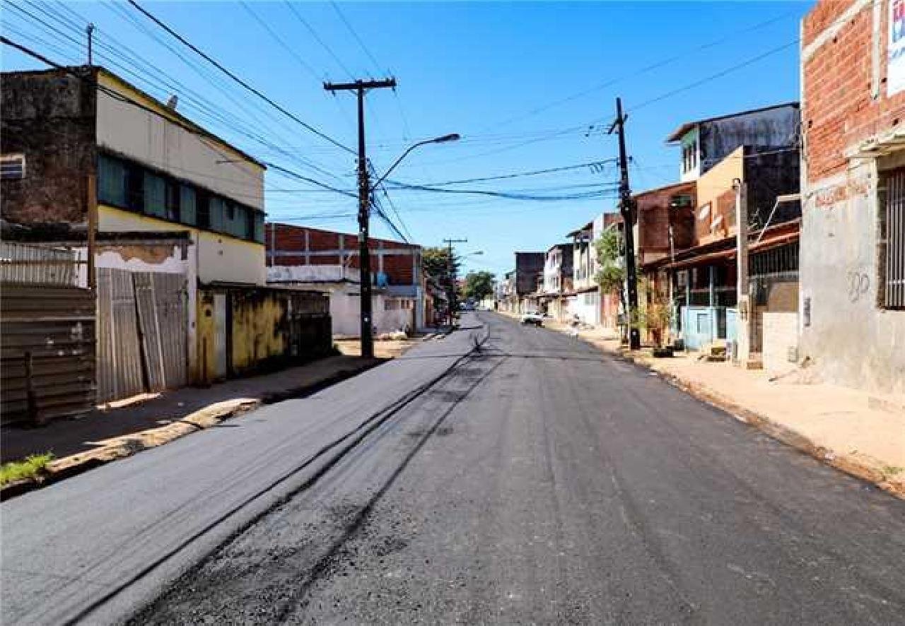 ASFALTO LEGAL: PREFEITO MÁRIO ALEXANDRE ACOMPANHA SERVIÇO NA AVÊNIDA UBERLÂNDIA ASFALTO LEGAL: PREFEITO MÁRIO ALEXANDRE ACOMPANHA SERVIÇO NA AVÊNIDA UBERLÂNDIA