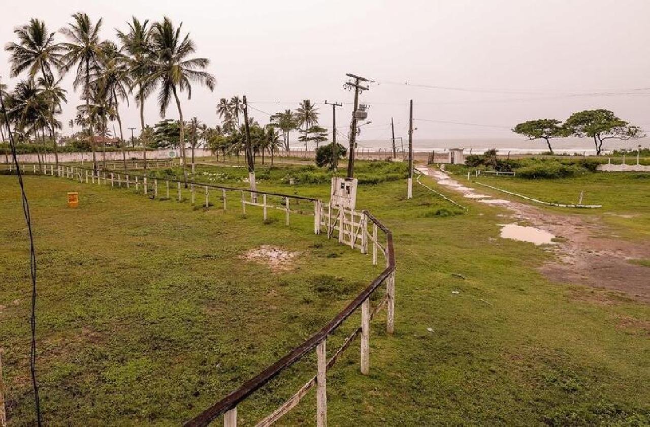 CORRETOR AVALIA ÁREA DO PARQUE DE EXPOSIÇÕES DE ILHÉUS EM R$ 62 MILHÕES CORRETOR AVALIA ÁREA DO PARQUE DE EXPOSIÇÕES DE ILHÉUS EM R$ 62 MILHÕES