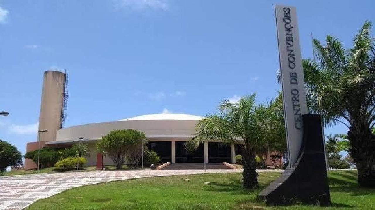 GOVERNO DA BAHIA CONTRATA REFORMA DO TELHADO DO CENTRO DE CONVENÇÕES DE ILHÉUS
