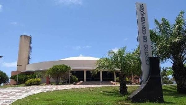 GOVERNO DA BAHIA CONTRATA REFORMA DO TELHADO DO CENTRO DE CONVENÇÕES DE ILHÉUS