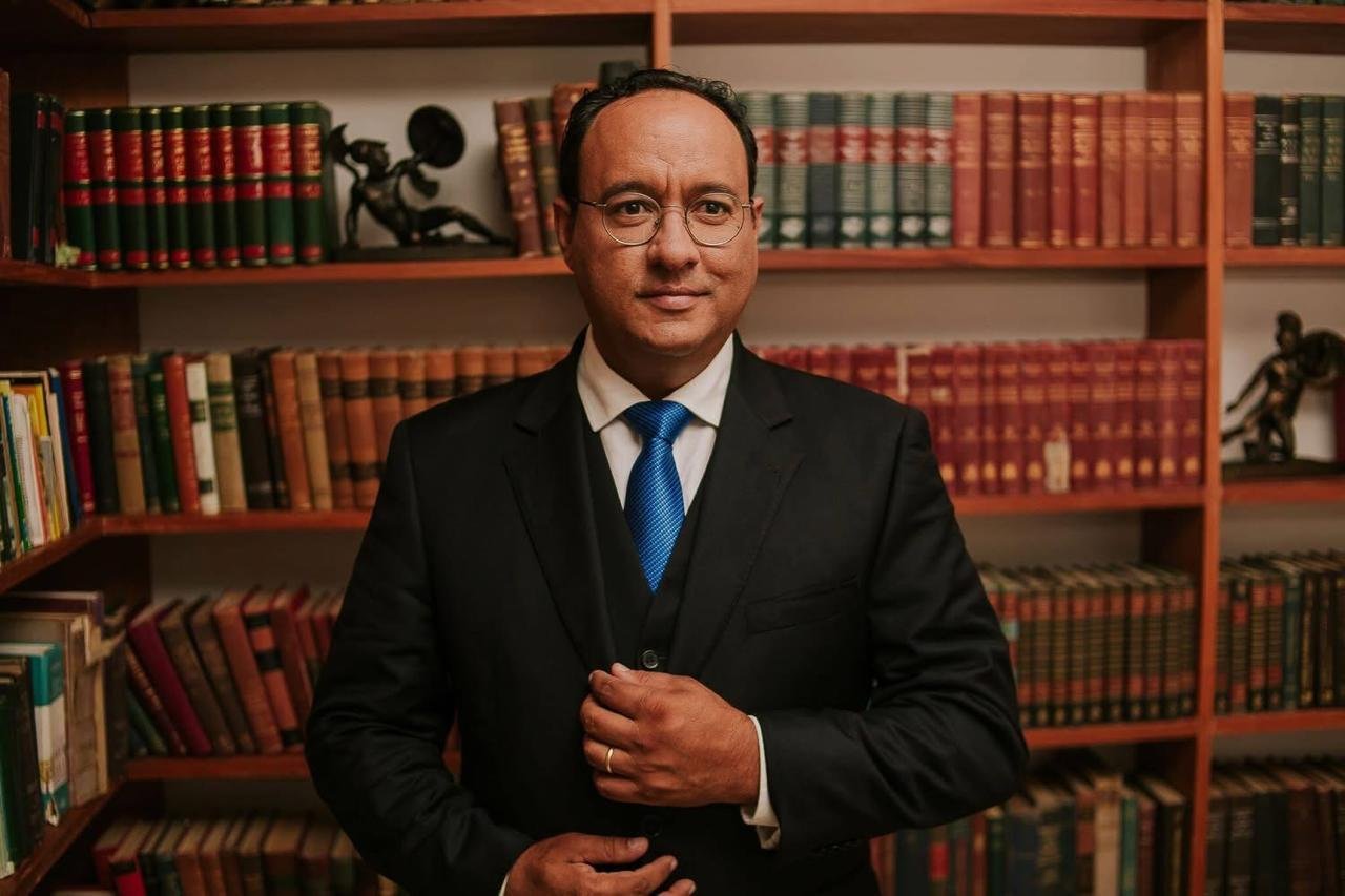 " PERDA DE MANDATO POR CONTA DE EVENTUAIS FRAUDES NA QUESTÃO DE COTAS DE GÊNERO NÃO PODE SER CUMPRIDA DE IMEDIATO", AFIRMA DR. FABIANO RESENDE " PERDA DE MANDATO POR CONTA DE EVENTUAIS FRAUDES NA QUESTÃO DE COTAS DE GÊNERO NÃO PODE SER CUMPRIDA DE IMEDIATO", AFIRMA DR. FABIANO RESENDE